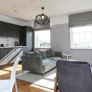Arlington House, Central Apartmant Apartment