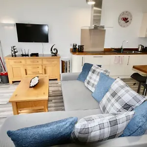  Chalet Let United Kingdom