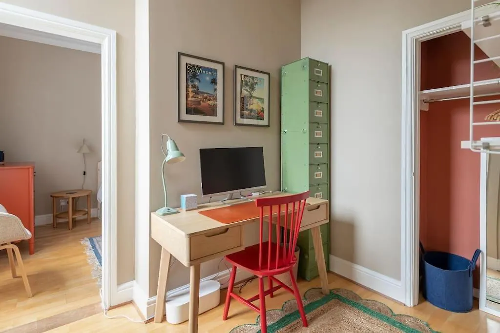 Stylish Central Apartment With Parking - Garden And Workspace Bath 0*,